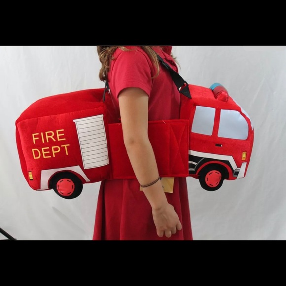 Fire Fighter Engine Truck Fireman 3 D Costume Lights Up Siren Sounds Ride In NEW - Picture 4 of 7